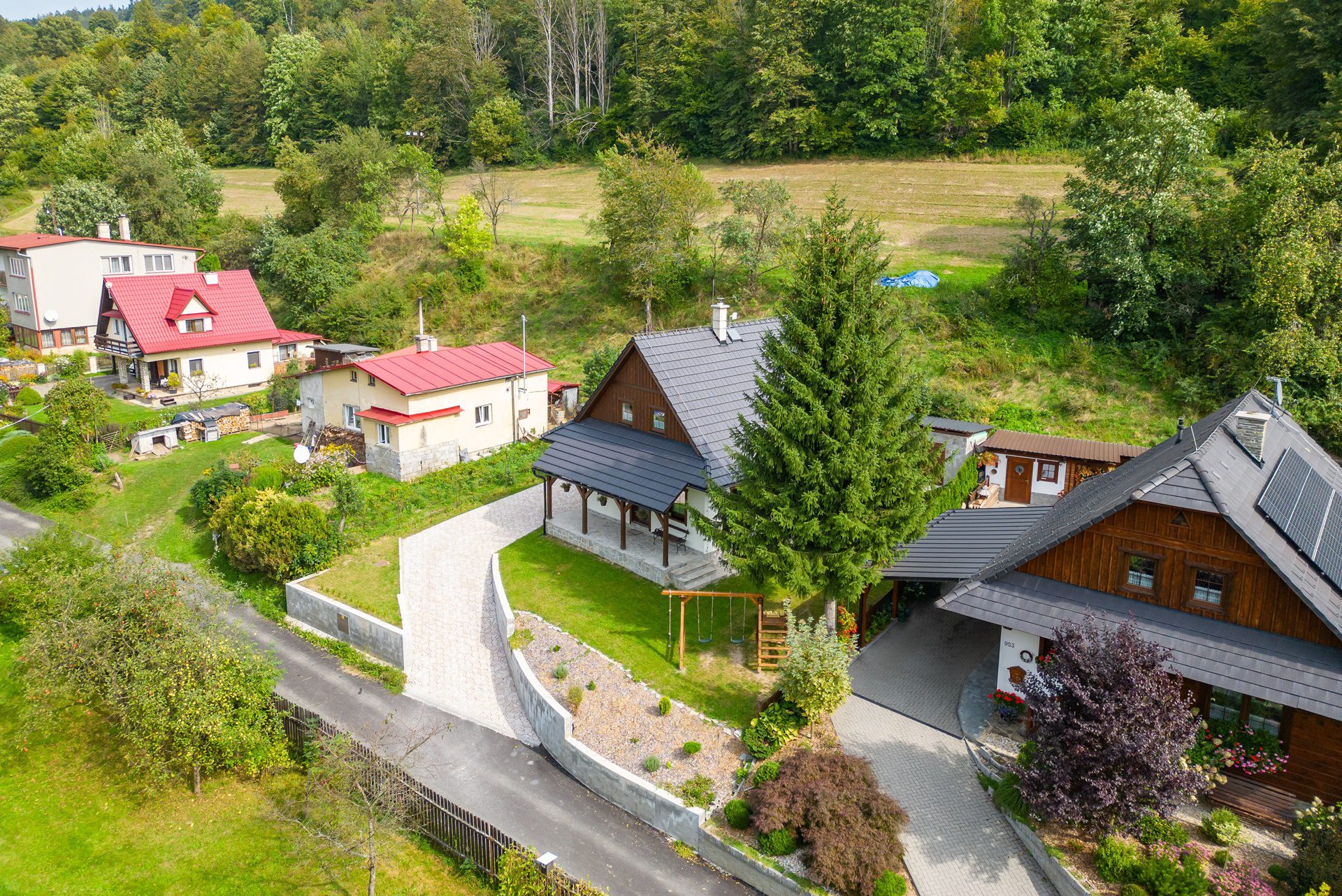 OKOLÍ DRON 4 Dům Bludov